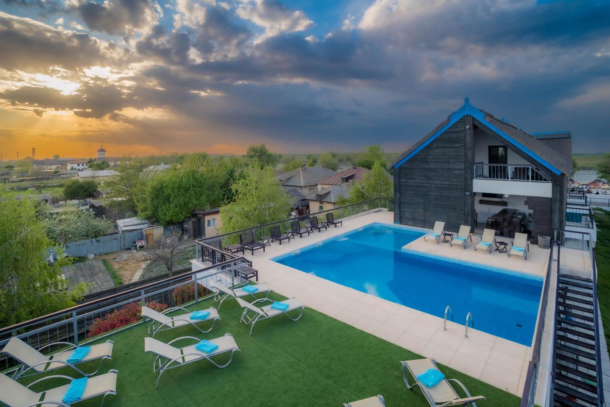 Delta Boutique & Carmen Silva Resort Crisan  Bagian luar foto
